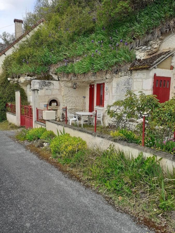Gite Troglodyte Les Iris Villiers-sur-Loir Esterno foto